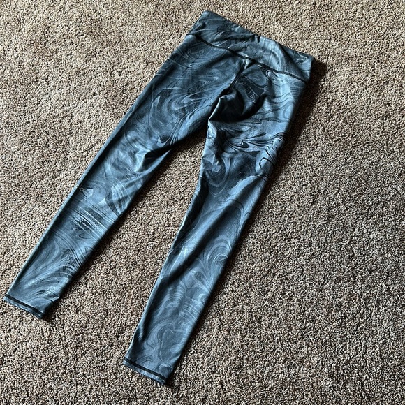Alo leggings - Picture 3 of 7